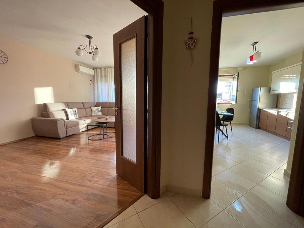Premium Apartments Shkodër Buitenkant foto