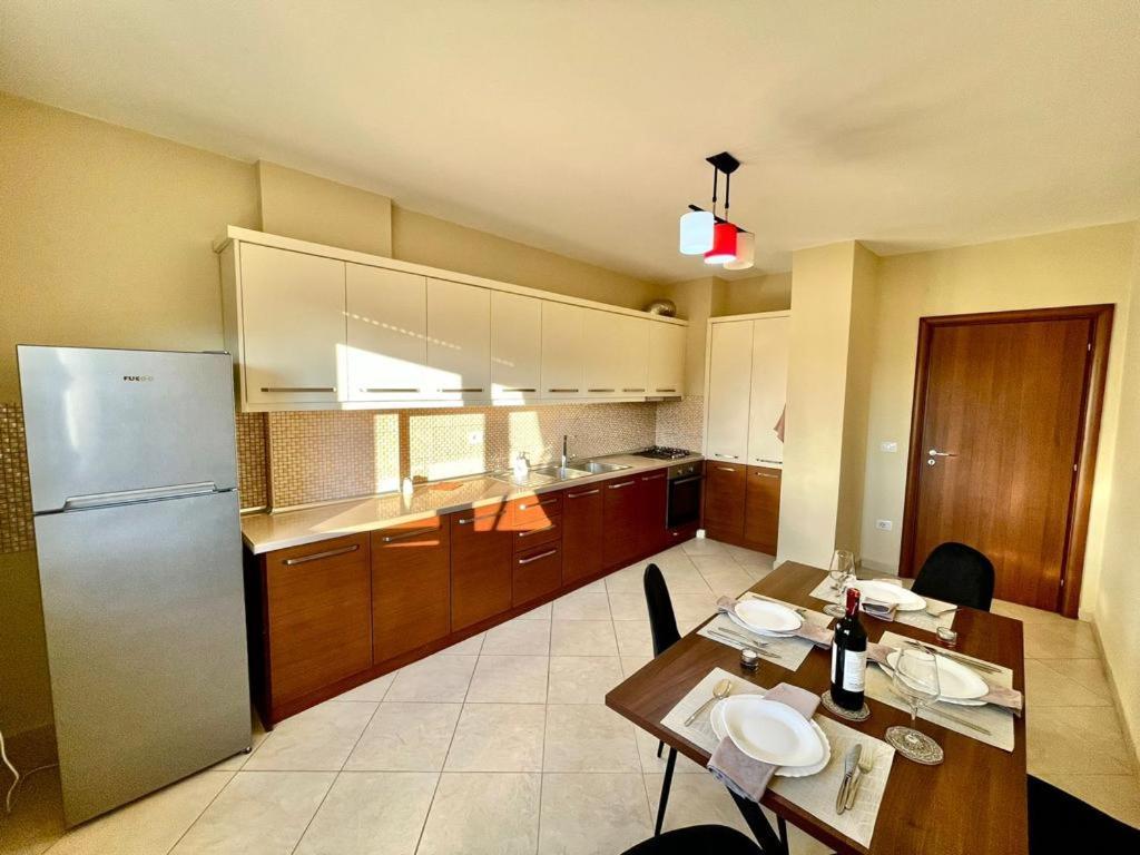 Premium Apartments Shkodër Buitenkant foto