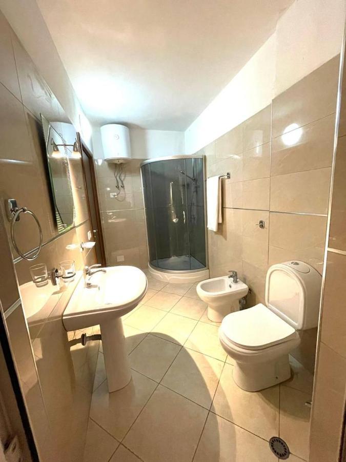 Premium Apartments Shkodër Buitenkant foto